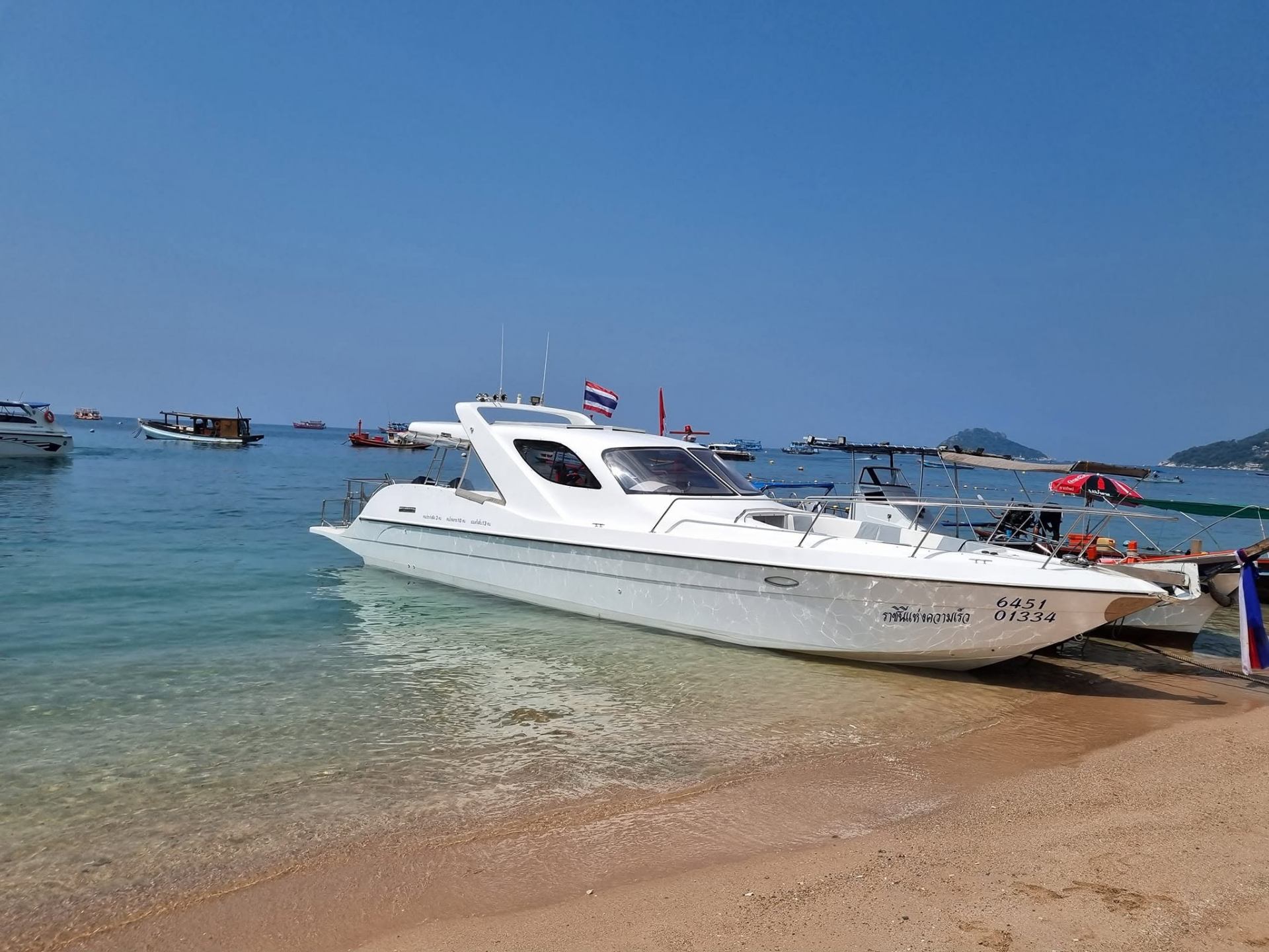 The Fisherman's Villas private speedboat for diving and snorkeling around Koh Tao